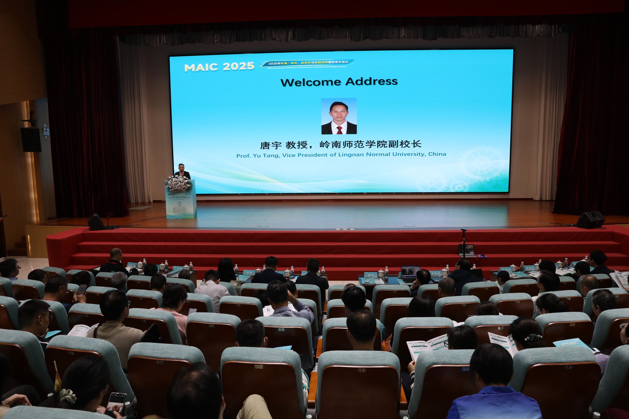 DX8A8000.JPG
